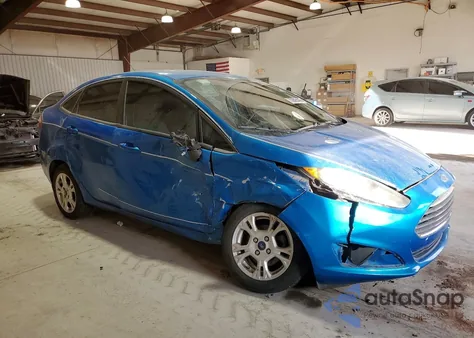 2015 Ford Fiesta Se из США, поврежденный, VIN 3FADP4BJ7FM160270
